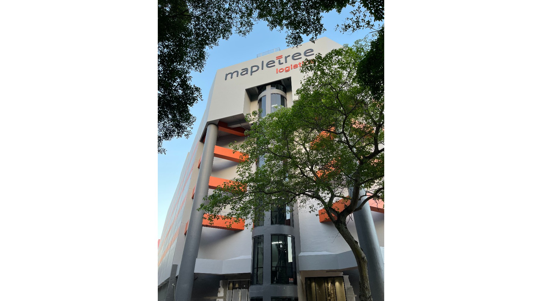 MAPLETREE LOGISTICS CENTRE at Nos. 4-8 Yip Wo Street, Fanling, N.T. 